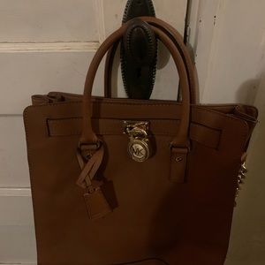 Cognac Michael Kors handbag